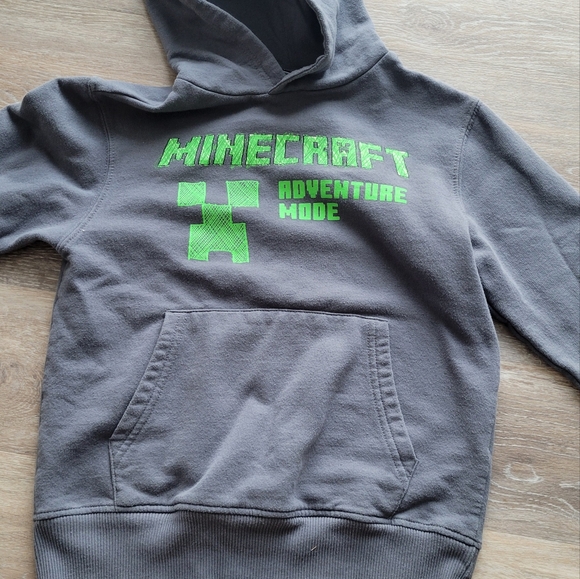 Boys Hoodies Two Size M - Picture 2 of 6